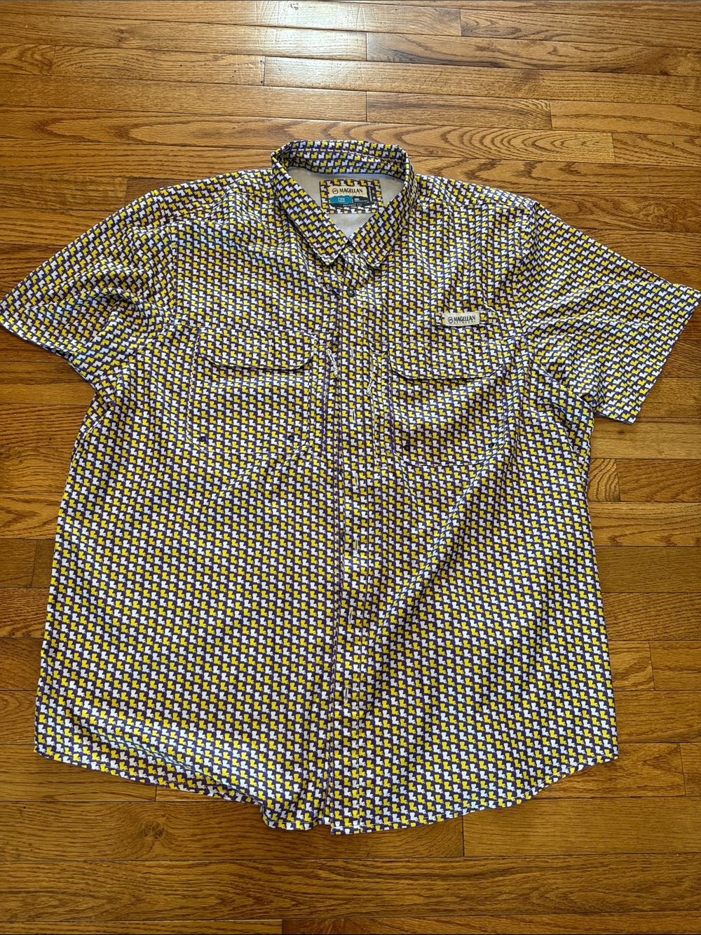 Magellan Outdoors Men’s Short-Sleeve Button-Down Shirt Louisiana Print